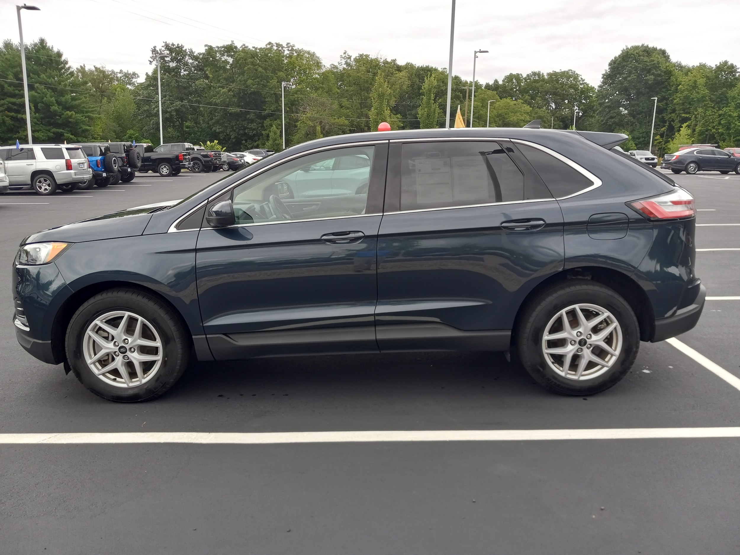 2023 Ford Edge SUV 