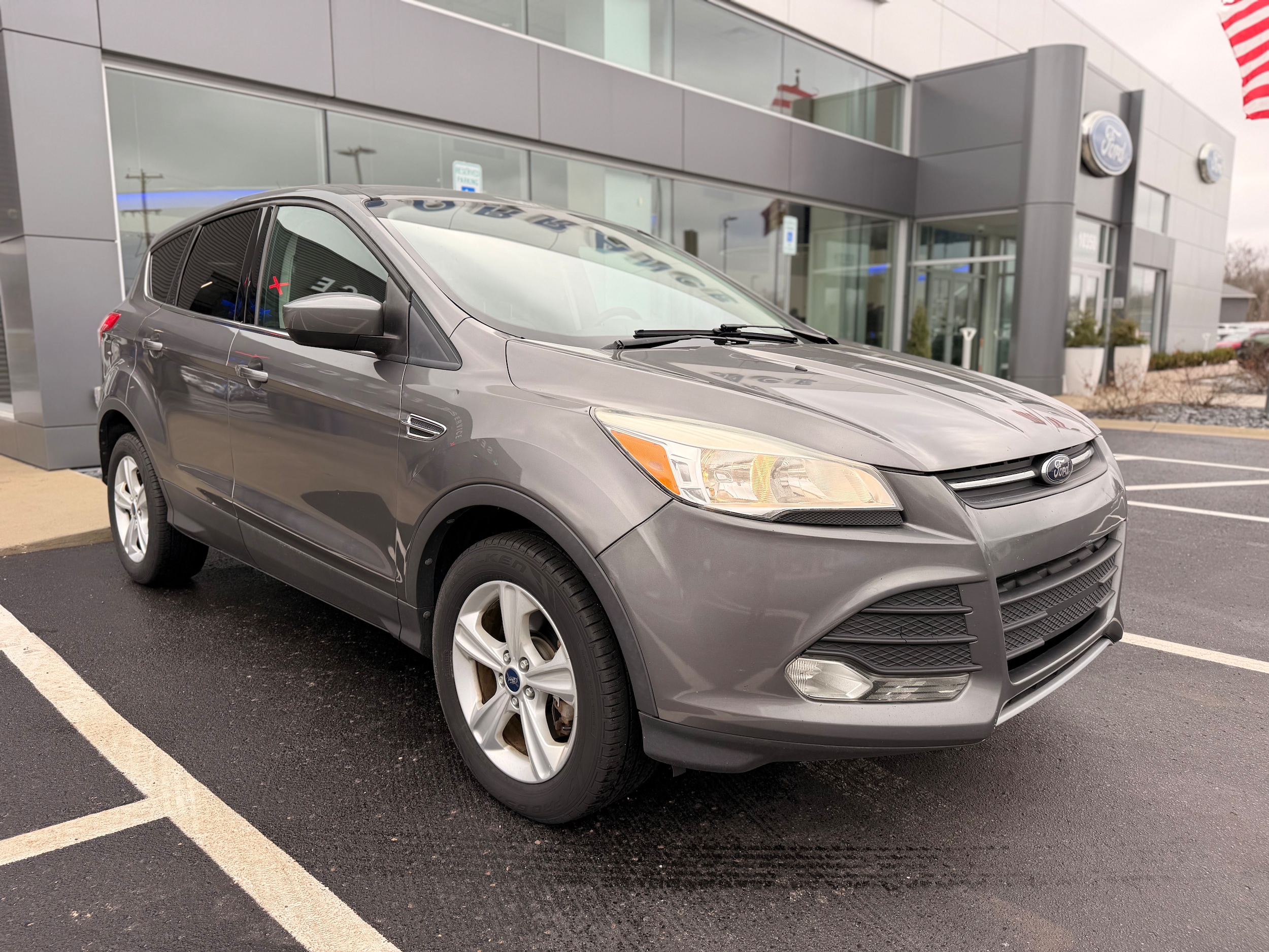 Used 2014 Ford Escape SE with VIN 1FMCU9G94EUB73185 for sale in Galesburg, MI