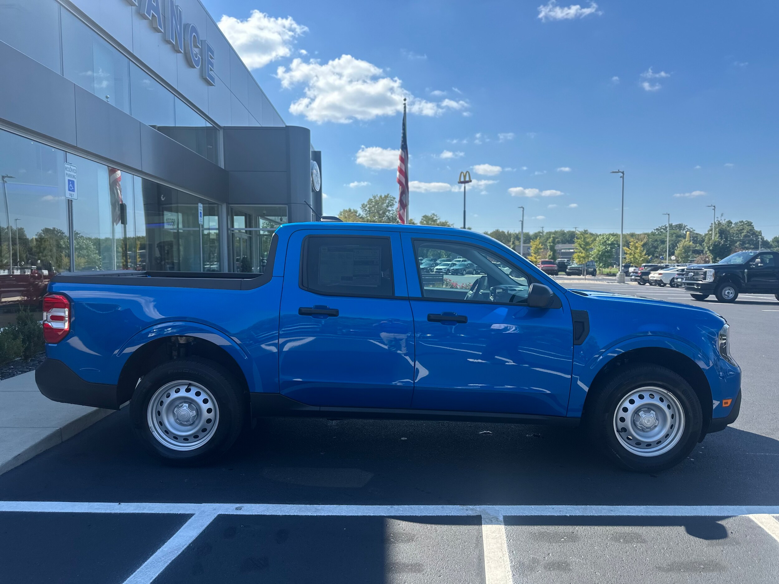 2025 Ford Maverick XL photo 3