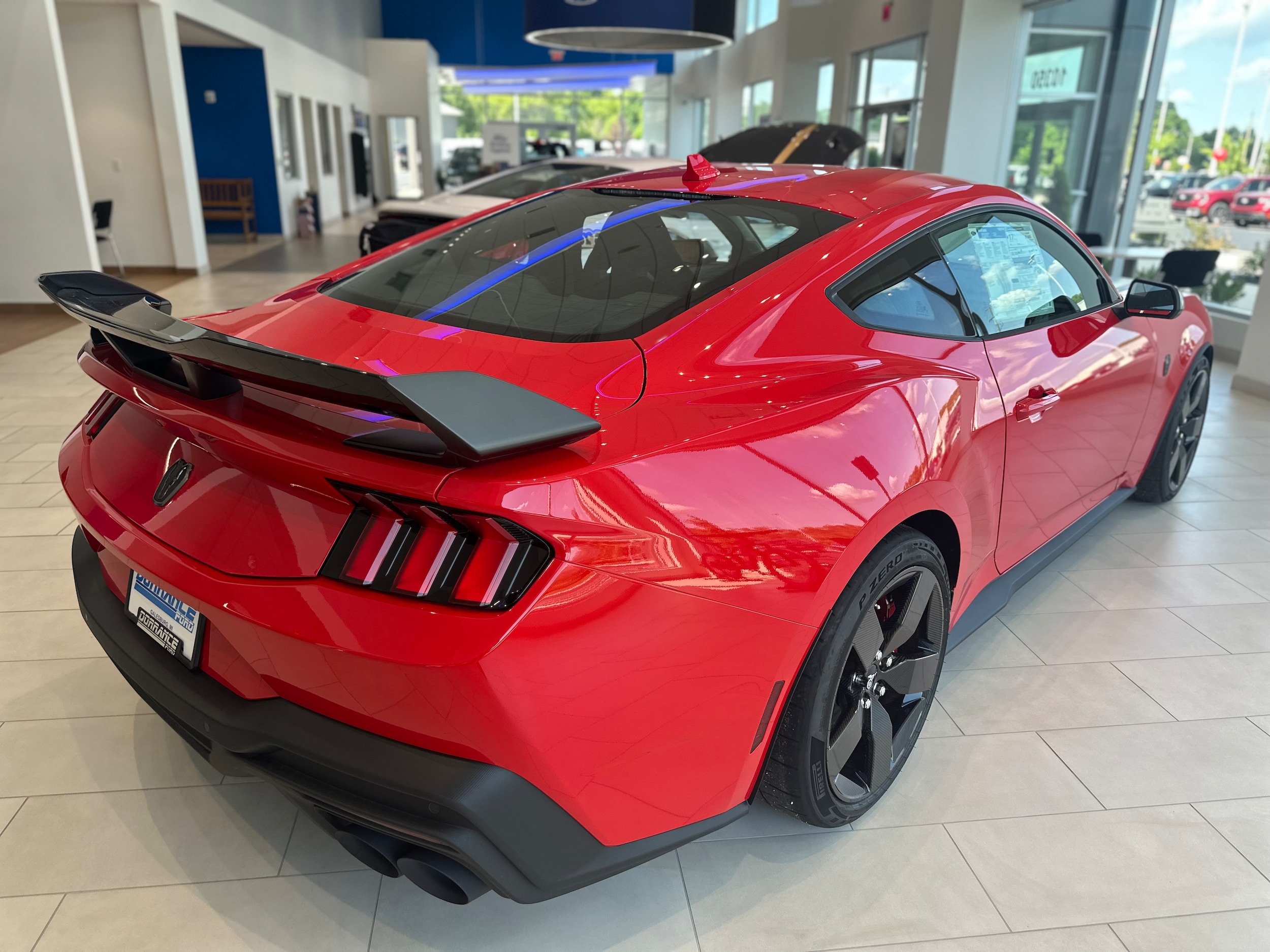 2025 Ford Mustang Dark Horse - Photo 7