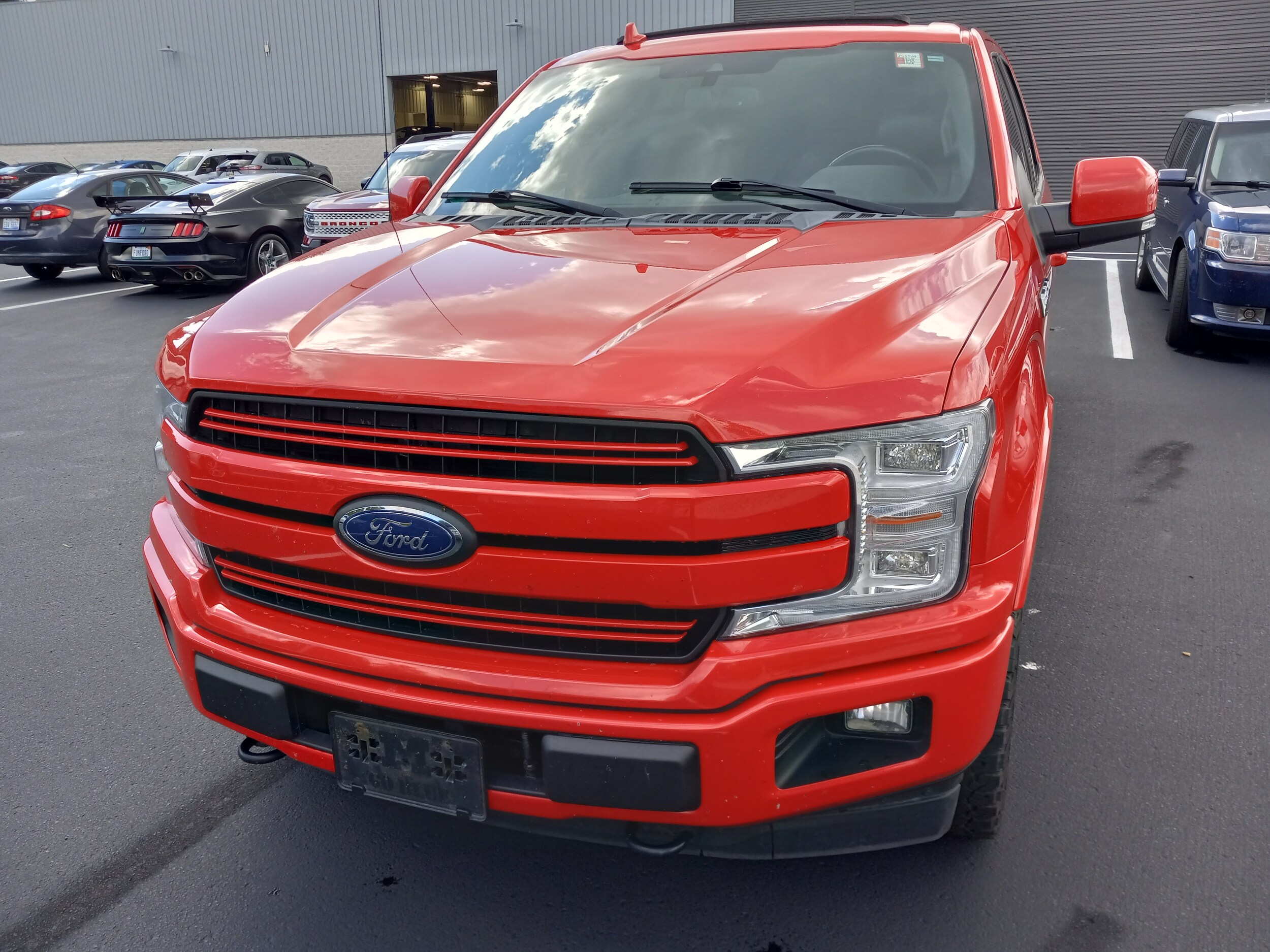 2018 Ford F-150 Lariat photo 2