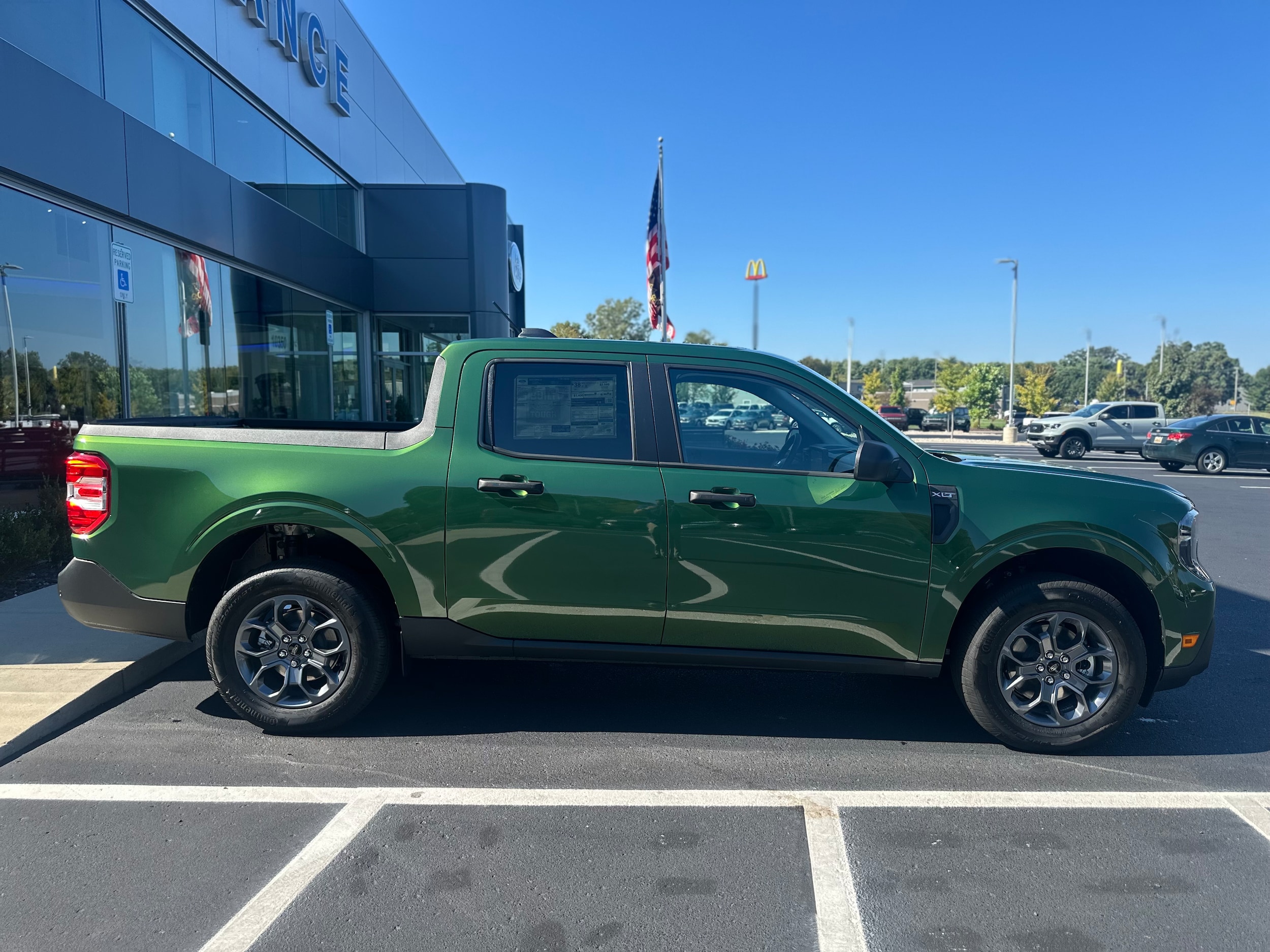 2025 Ford Maverick XLT photo 3