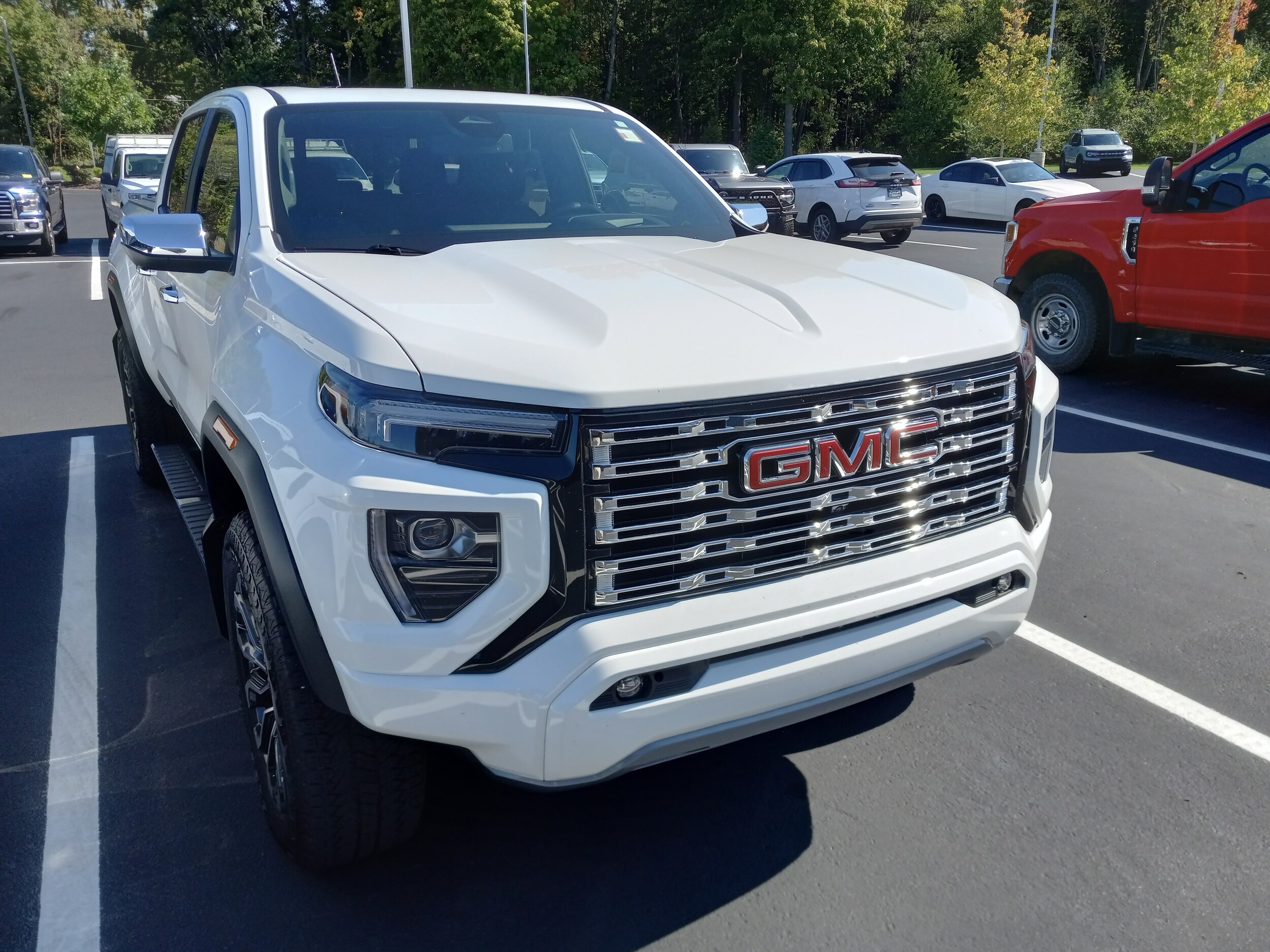 2024 Gmc Canyon Denali photo 4