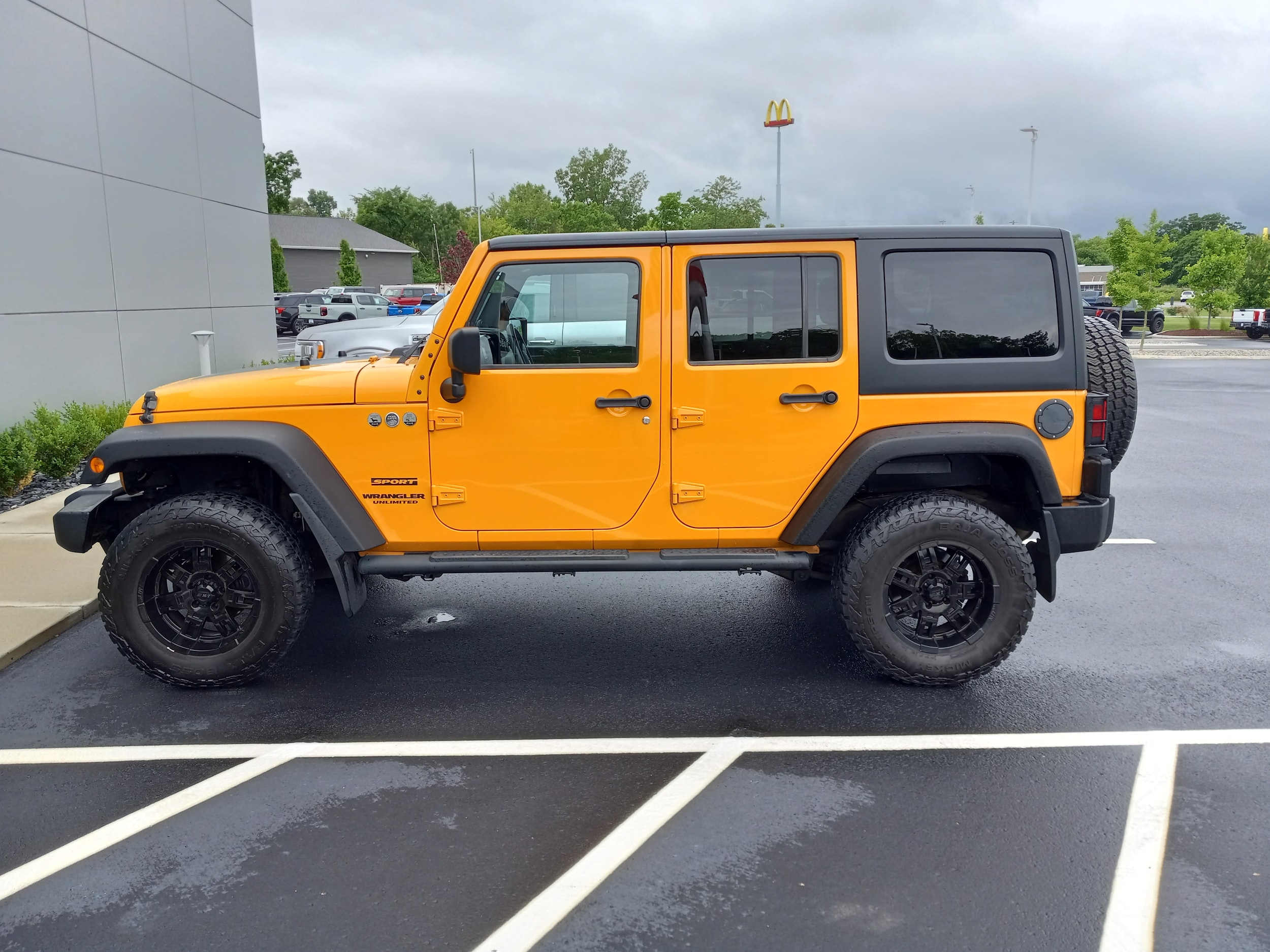 Used 2012 Jeep Wrangler Unlimited Sport with VIN 1C4BJWDG8CL138436 for sale in Galesburg, MI