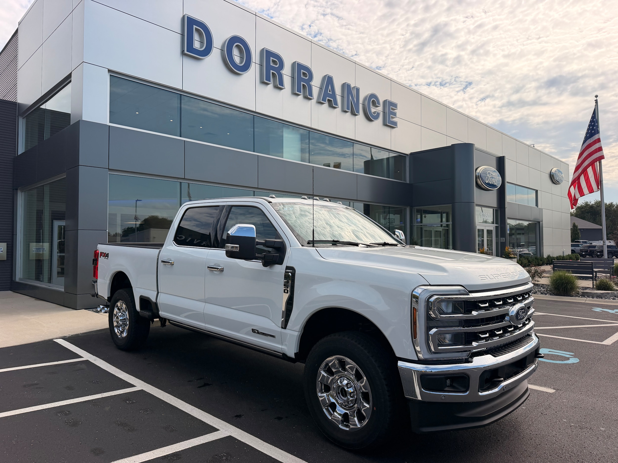 2026 Ford F-350 Super Duty Lariat