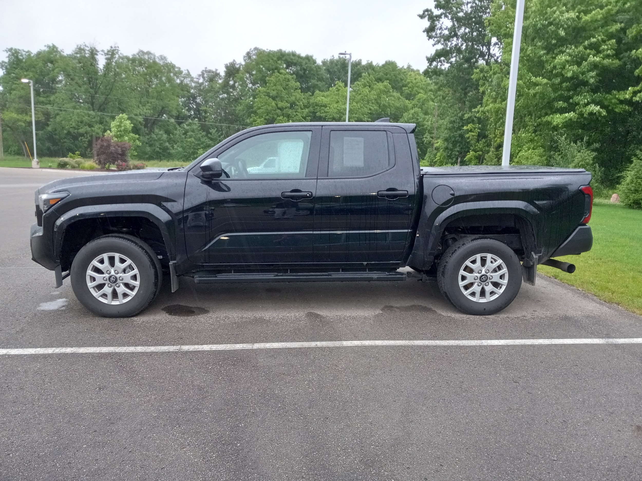 Used 2024 Toyota Tacoma SR with VIN 3TYLD5KN6RT002972 for sale in Galesburg, MI