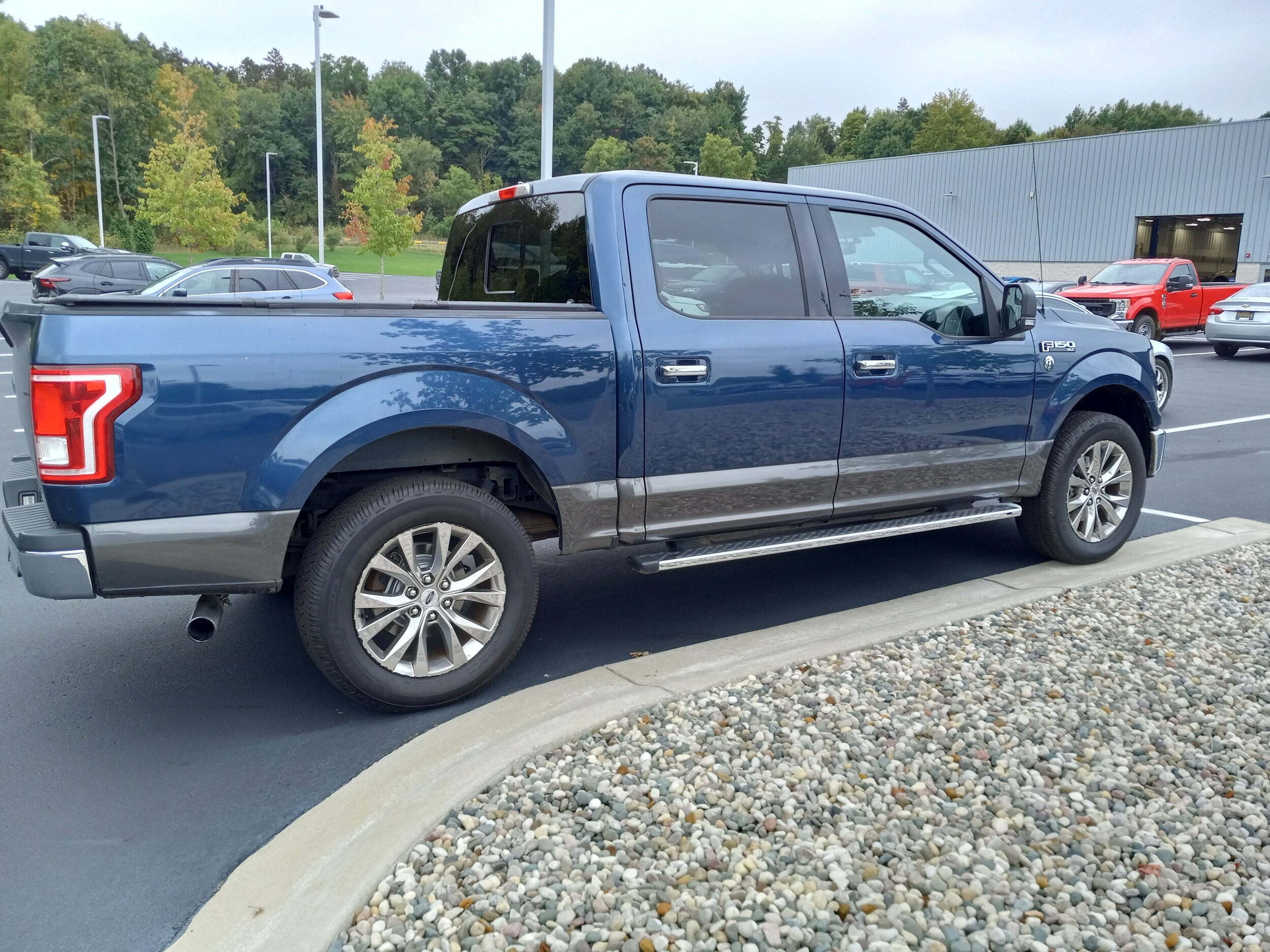 2017 Ford F-150 XLT photo 3