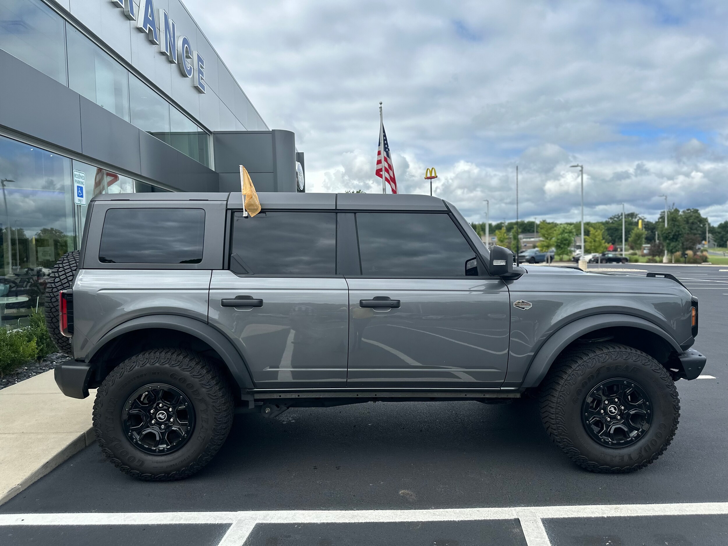2024 Ford Bronco Wildtrak photo 3