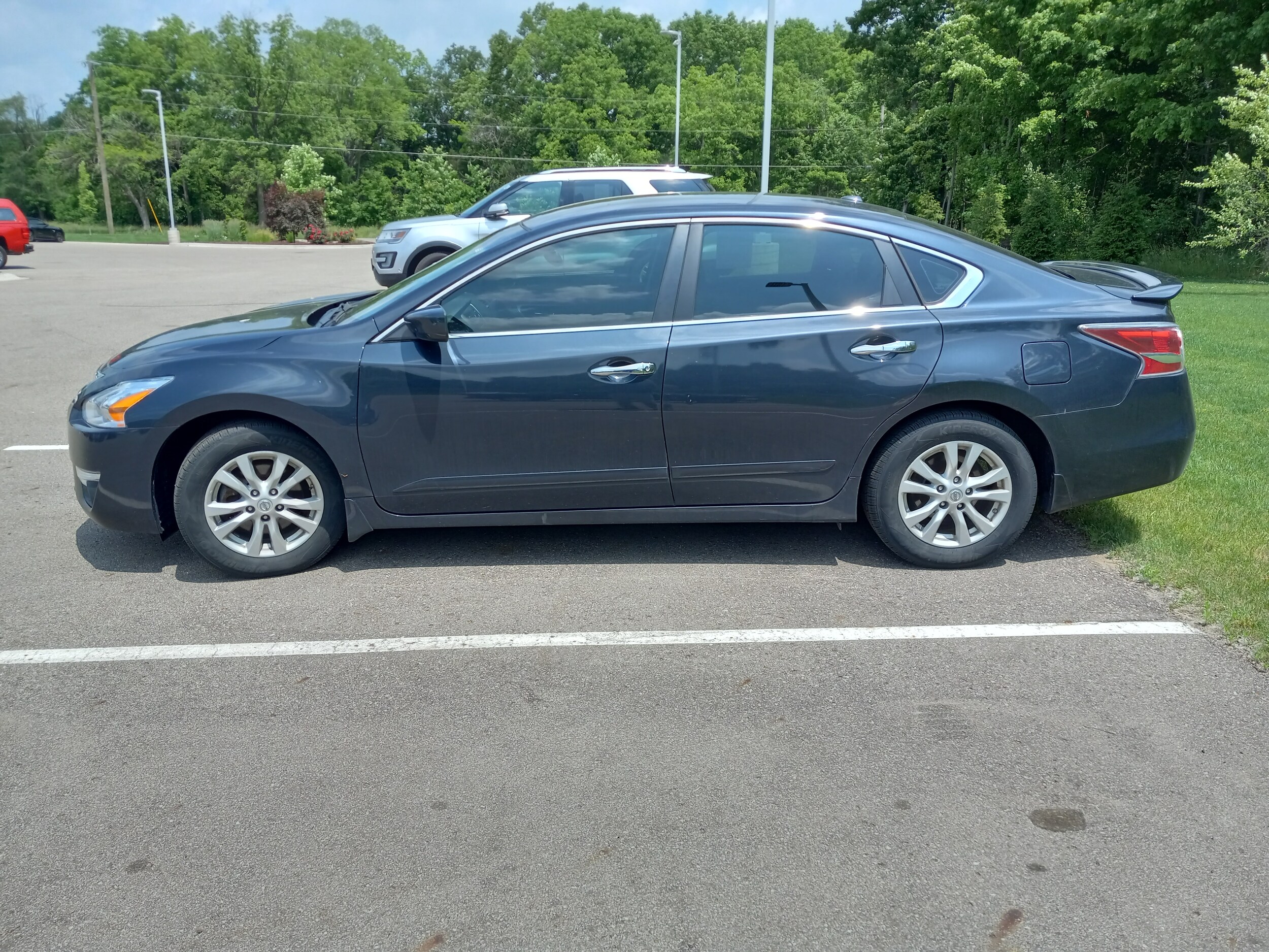 Used 2014 Nissan Altima S with VIN 1N4AL3AP7EC142396 for sale in Galesburg, MI