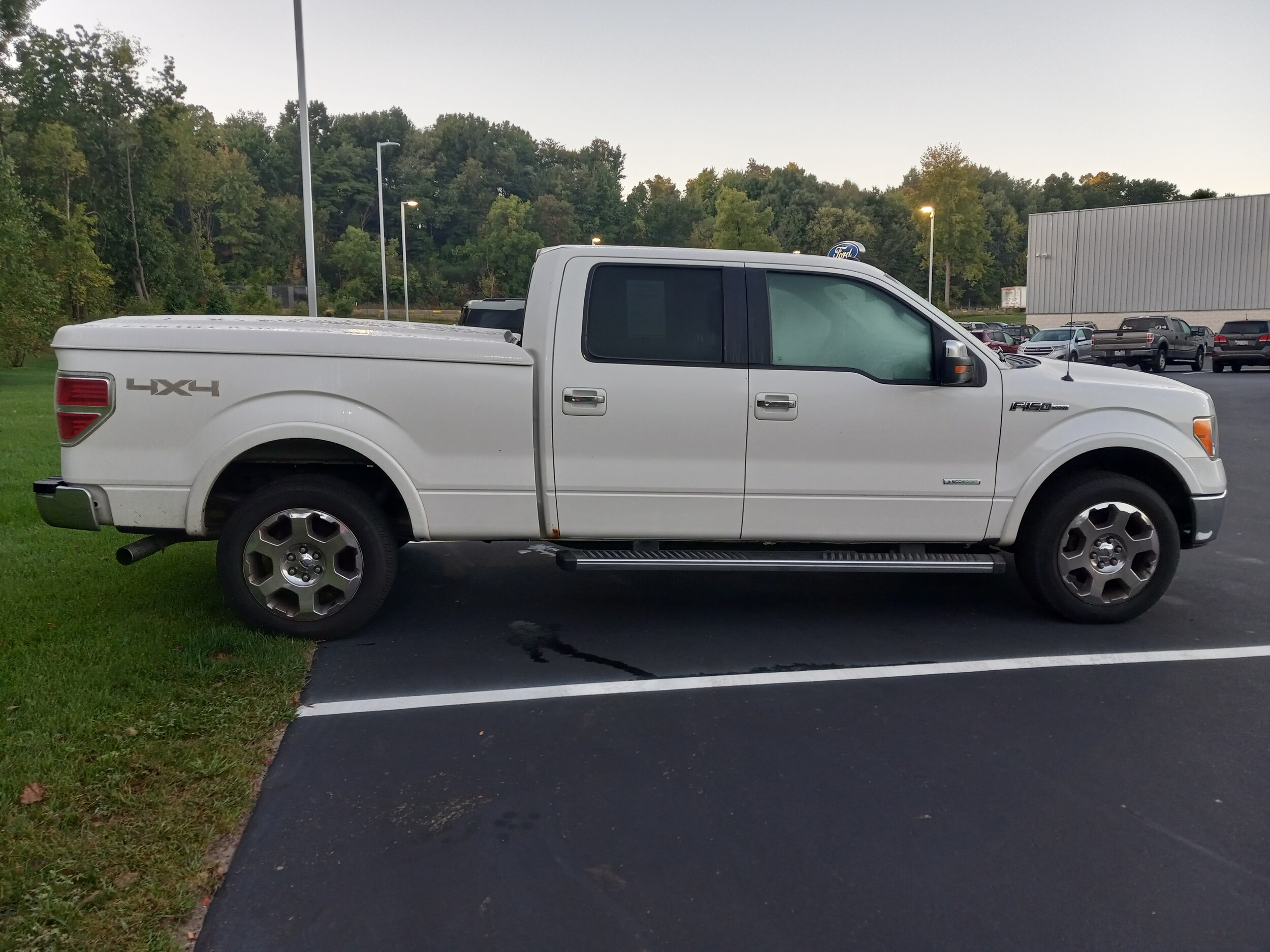 2012 Ford F-150 Lariat photo 4