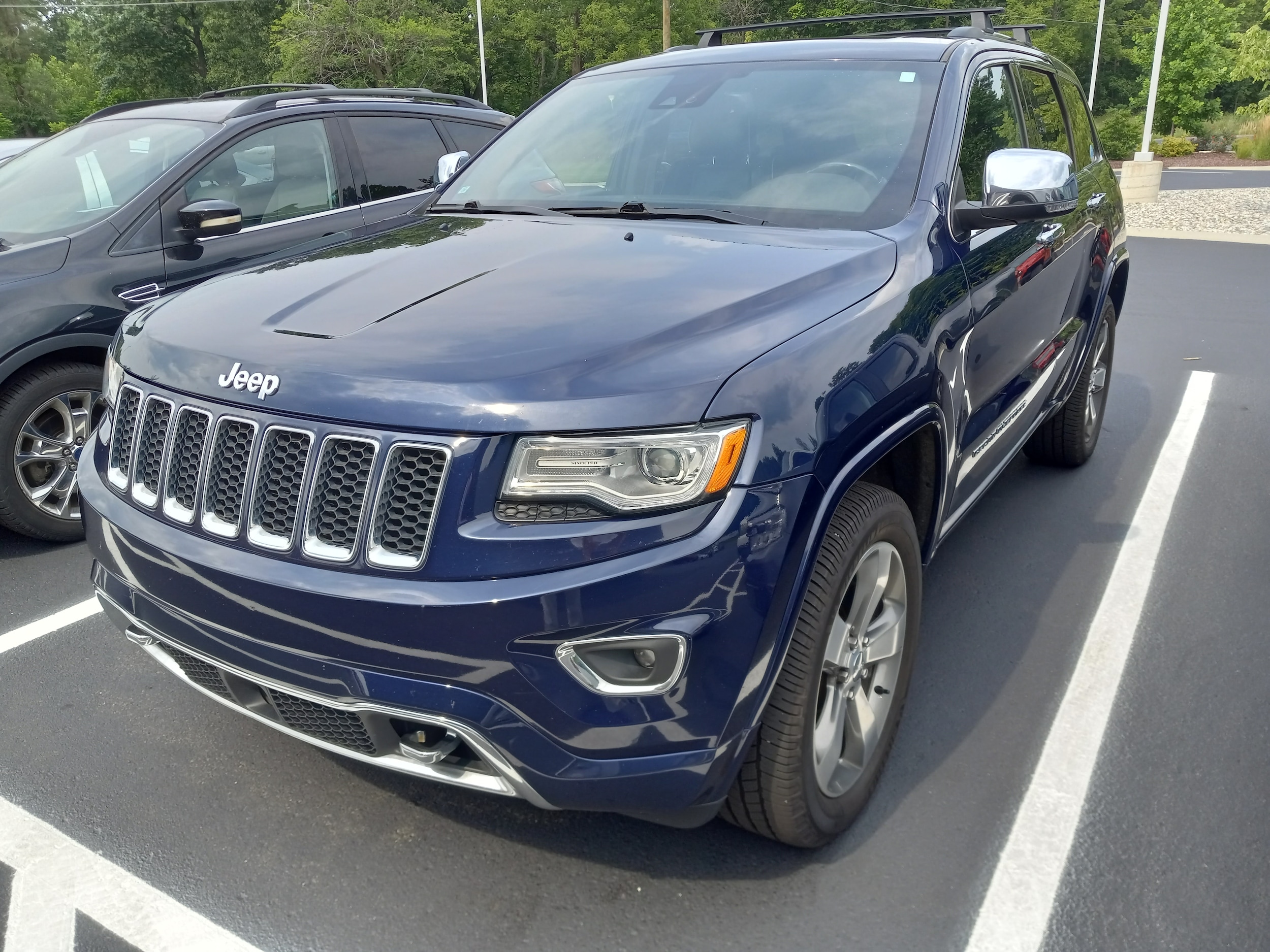 Used 2016 Jeep Grand Cherokee Overland with VIN 1C4RJFCT3GC352303 for sale in Galesburg, MI