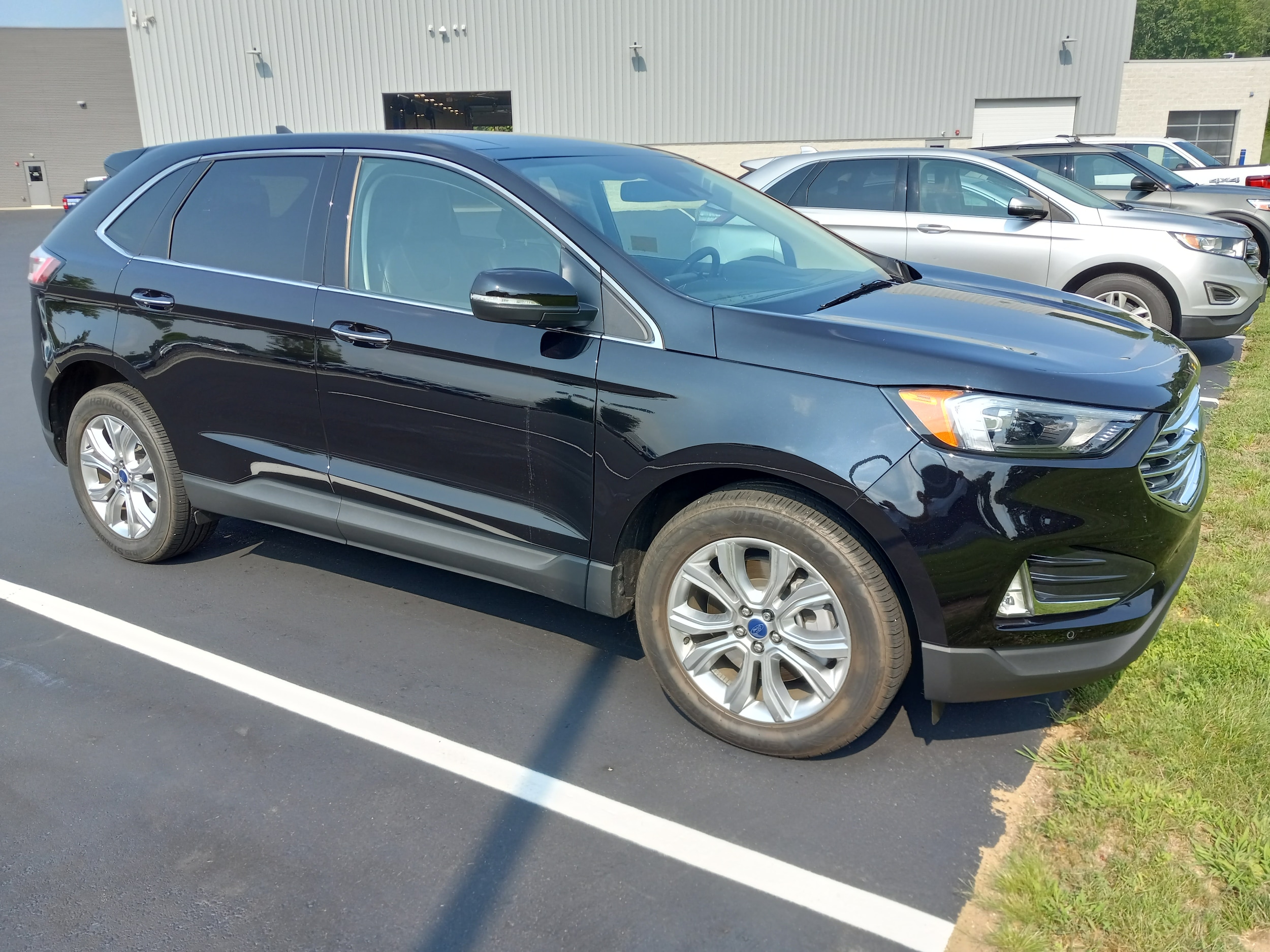 2022 Ford Edge SUV 