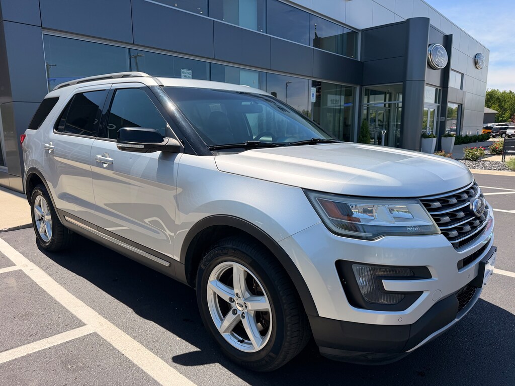 Used 2016 Ford Explorer XLT SUV