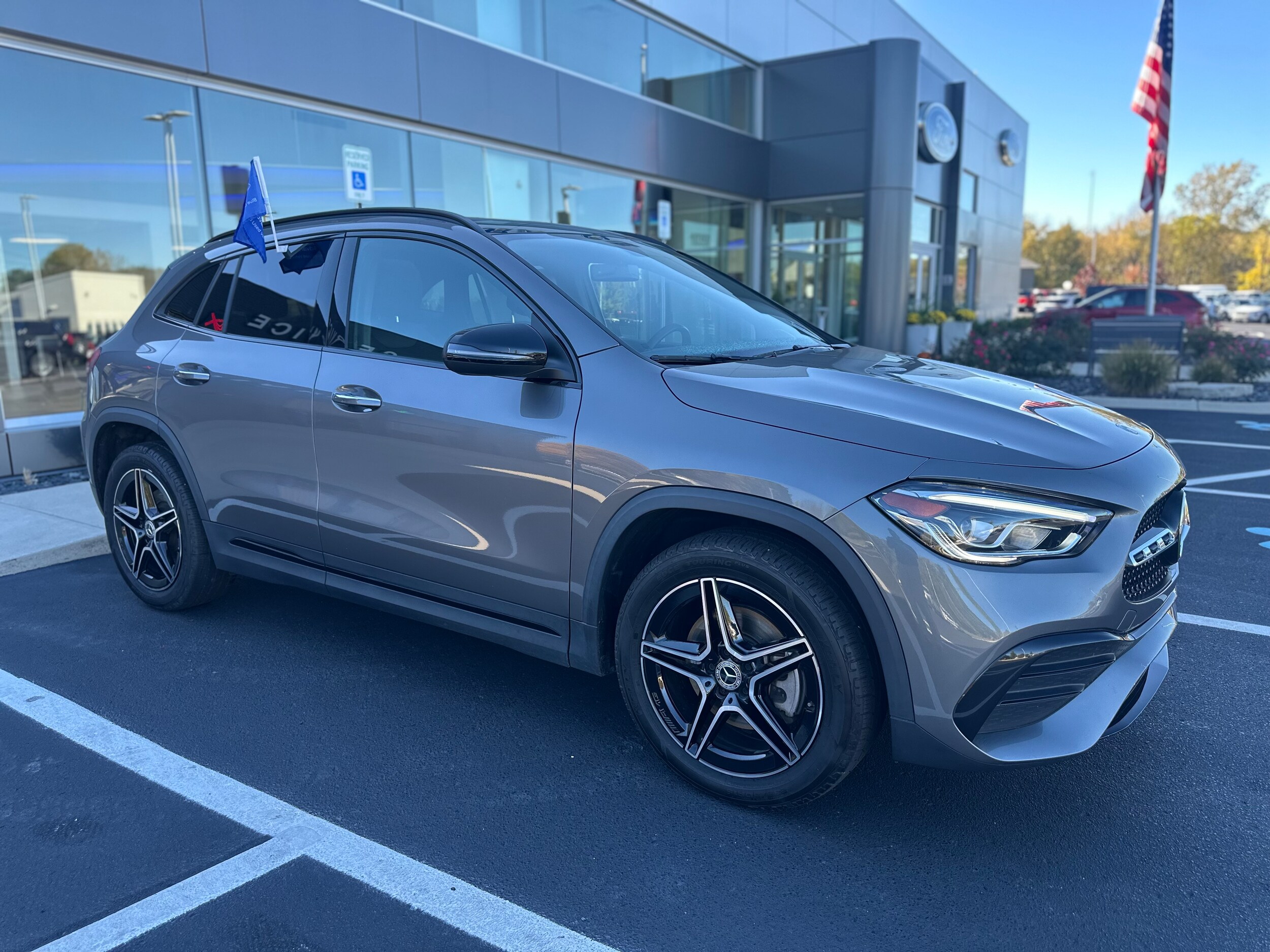 2023 Mercedes Benz GLA 250 4MATIC photo 2