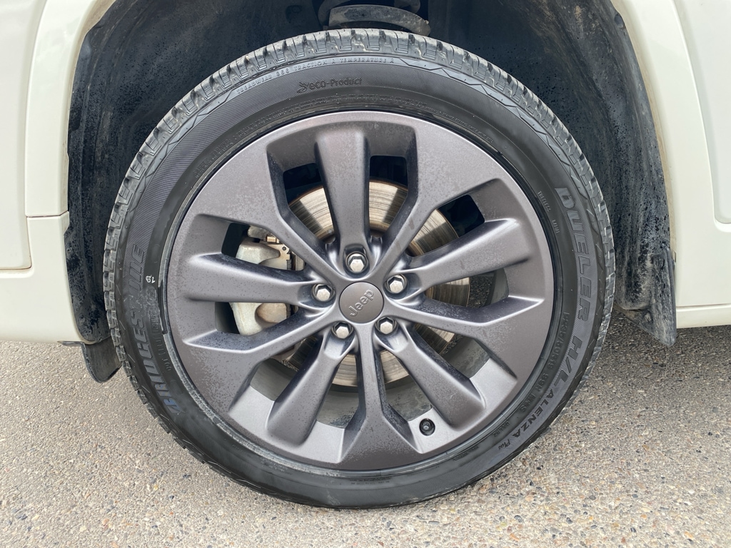 Used 2019 Jeep Cherokee High Altitude with VIN 1C4PJMDX0KD337211 for sale in Elko, NV