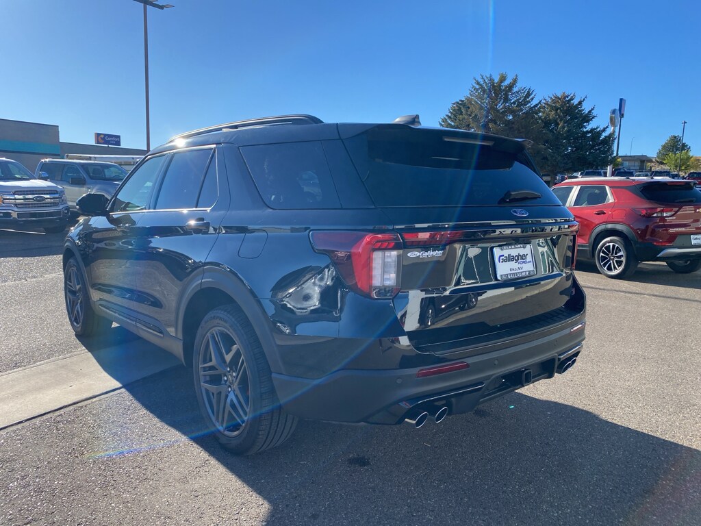 2026 Ford Explorer ST - Photo 25