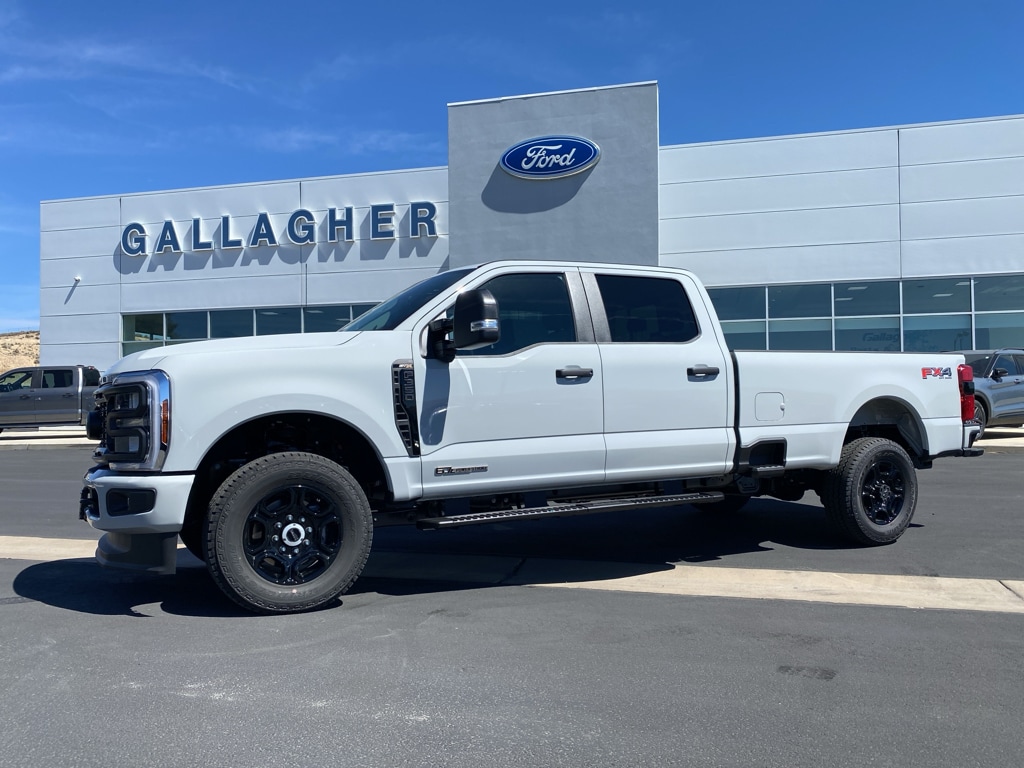 New 2026 Ford Super Duty F-350® XL Truck Crew Cab
