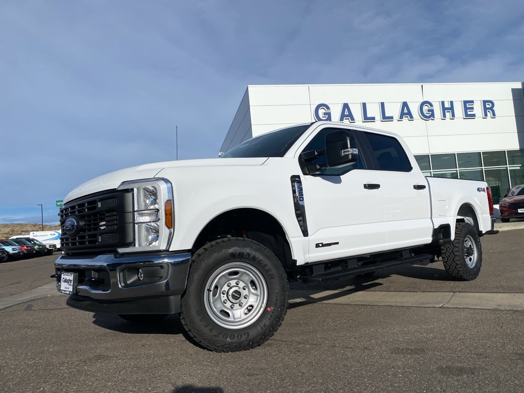 2026 Ford F-350 Super Duty XL's photo