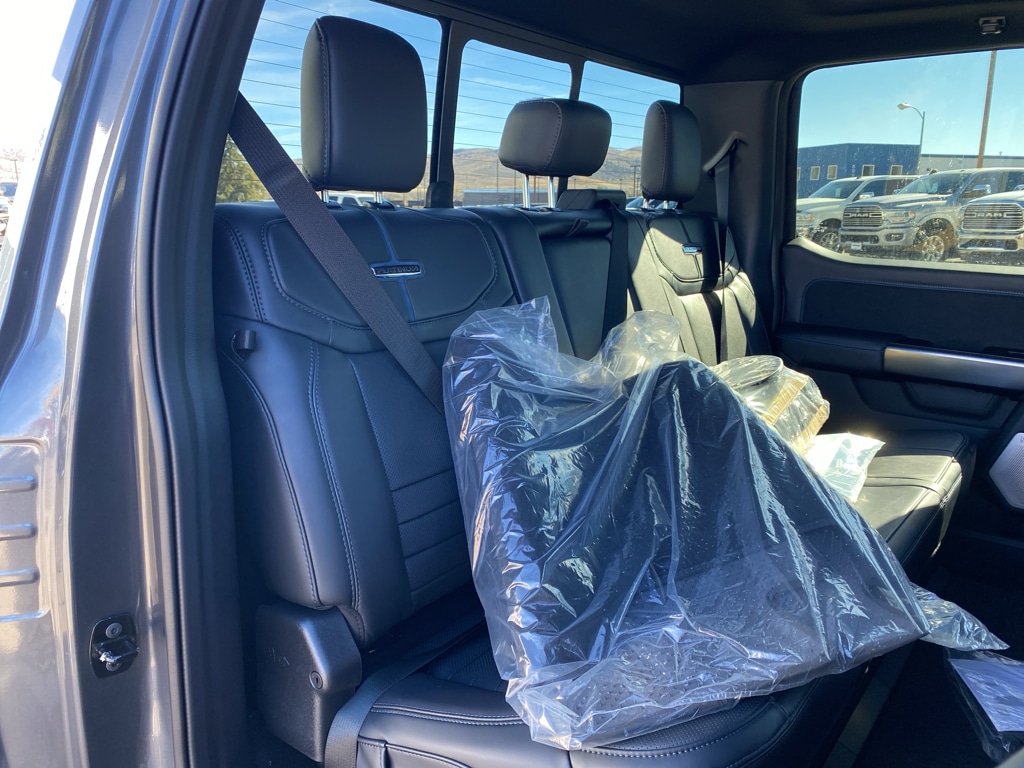 2026 Ford F-350 Super Duty Platinum - Photo 7