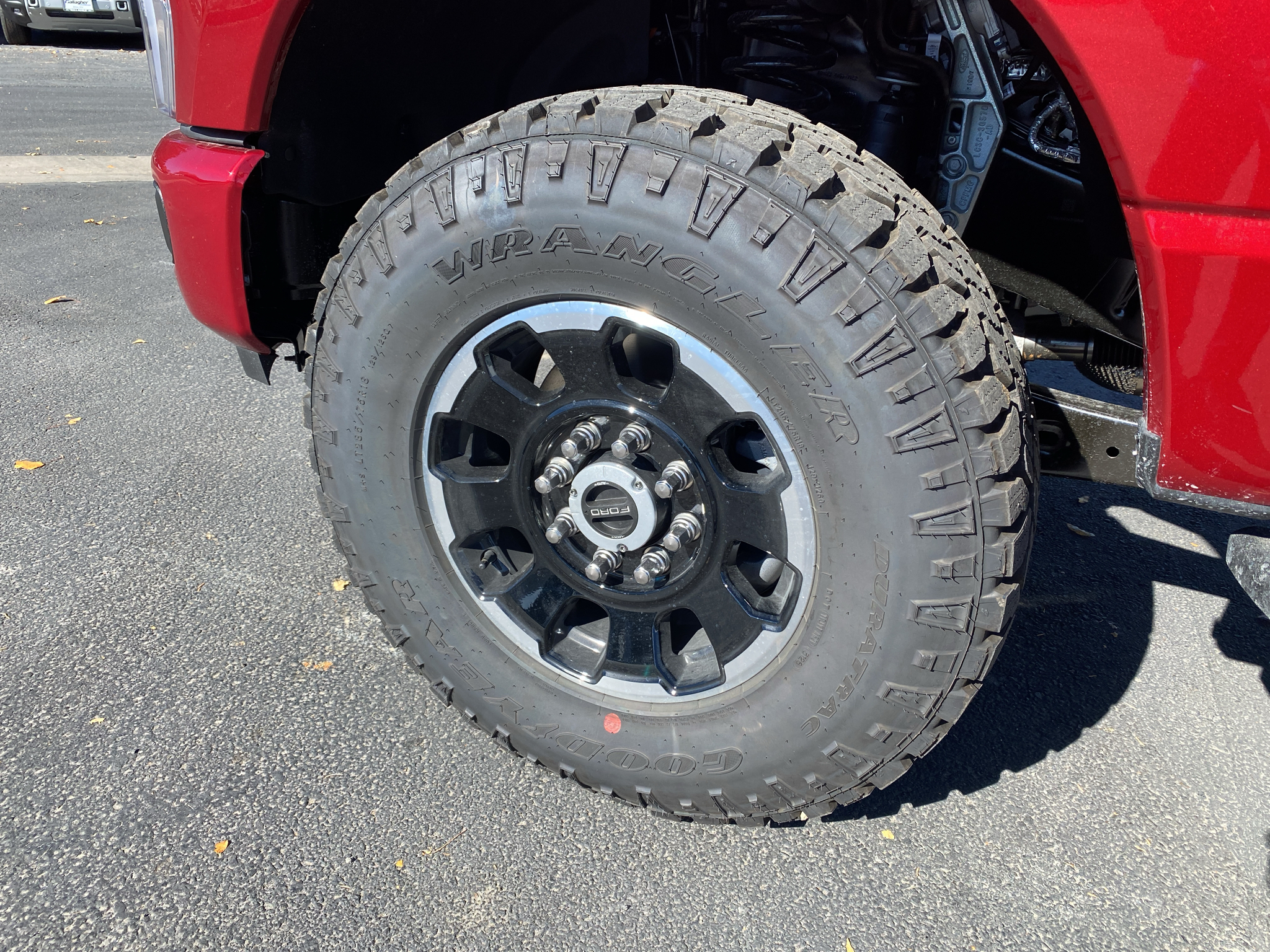 New 2027 Ford Super Duty F-250® Lariat® Truck Crew Cab