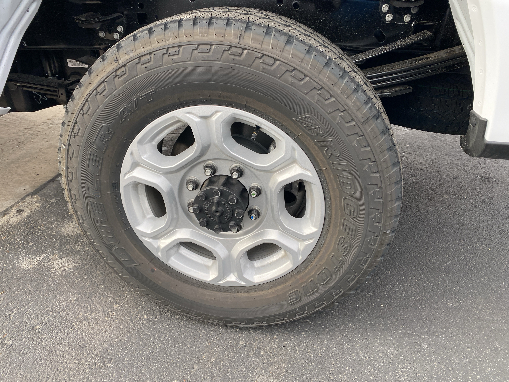 New 2027 Ford Super Duty F-350® XLT Truck Crew Cab