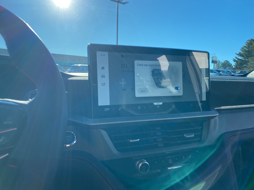 2026 Ford Explorer ST - Photo 11