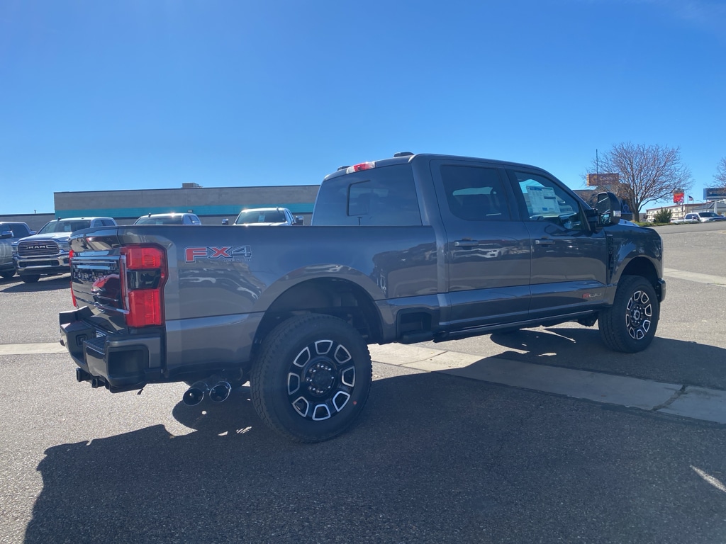 2026 Ford F-350 Super Duty Platinum - Photo 25