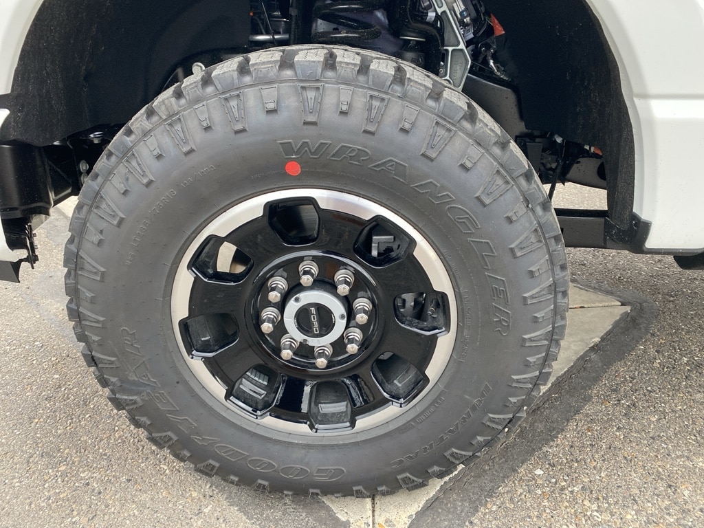 New 2026 Ford Super Duty F-350 Platinum Truck Crew Cab