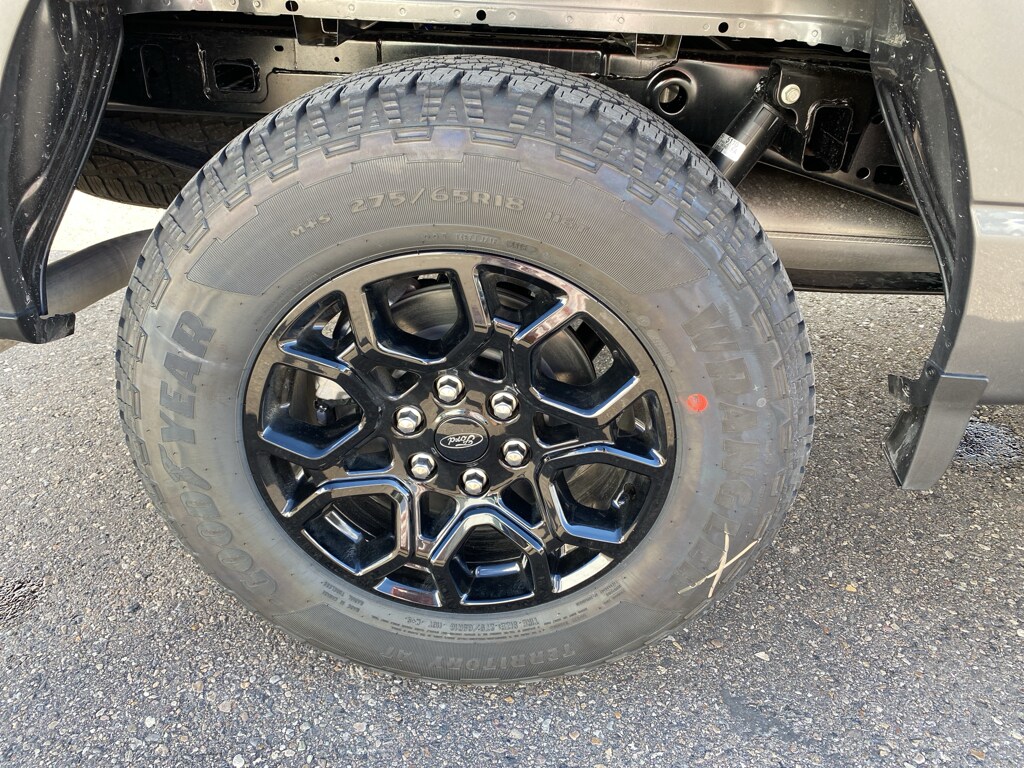 2025 Ford F-150 STX photo 2