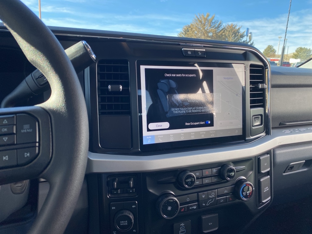 2026 Ford F-350 Super Duty XLT - Photo 9