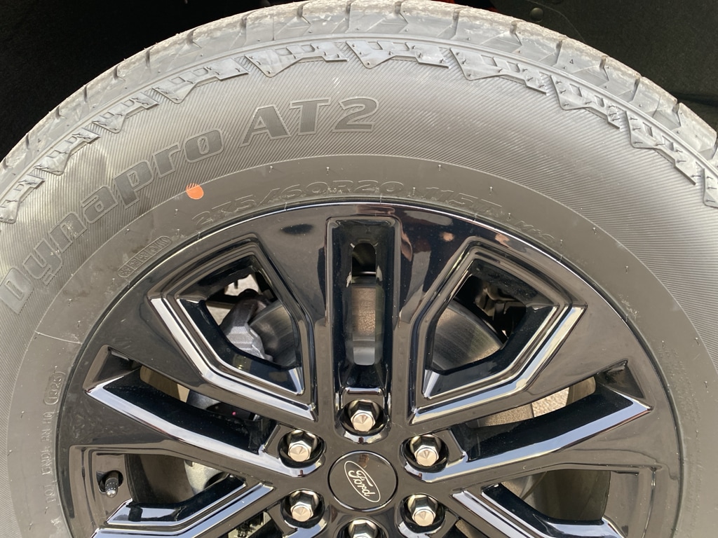 New 2025 Ford F-150 Lariat Truck SuperCrew Cab