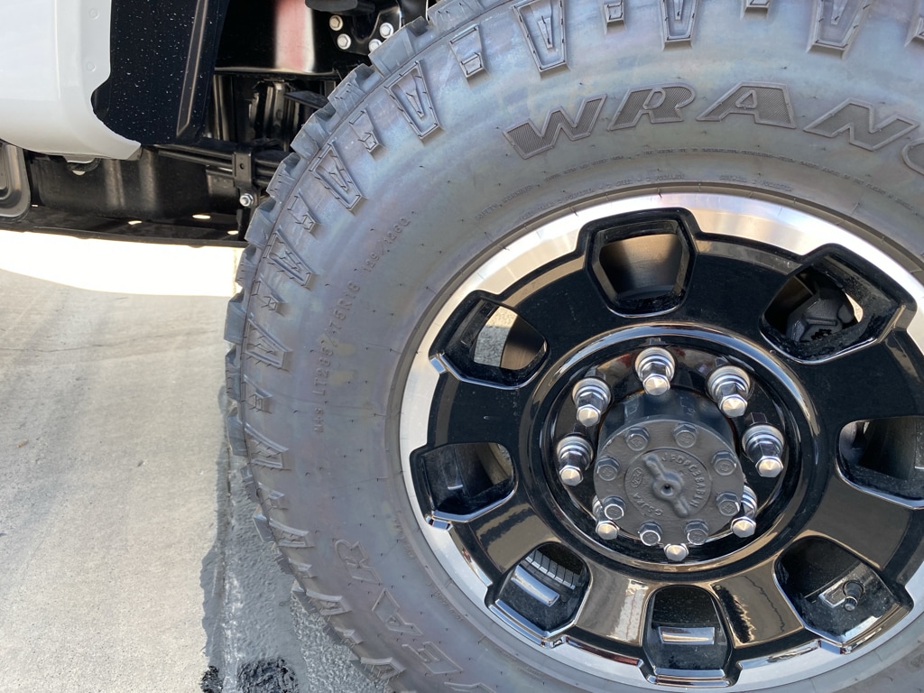 New 2026 Ford Super Duty F-250® Lariat® Truck Crew Cab