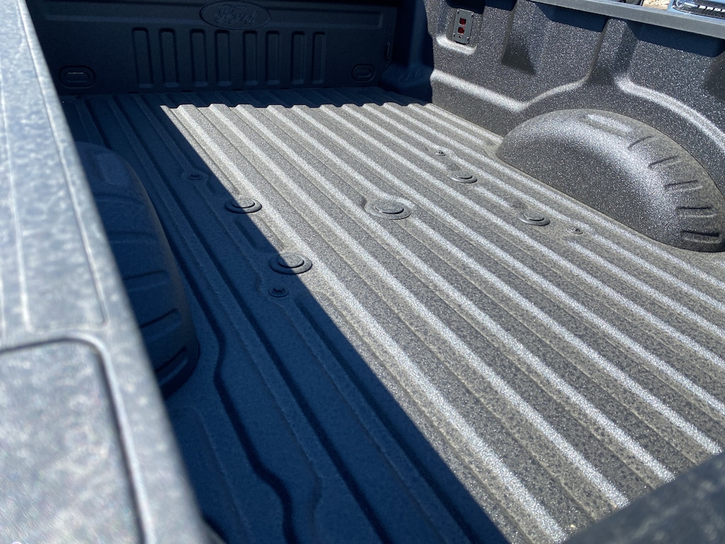 New 2027 Ford Super Duty F-350® Lariat® Truck Crew Cab