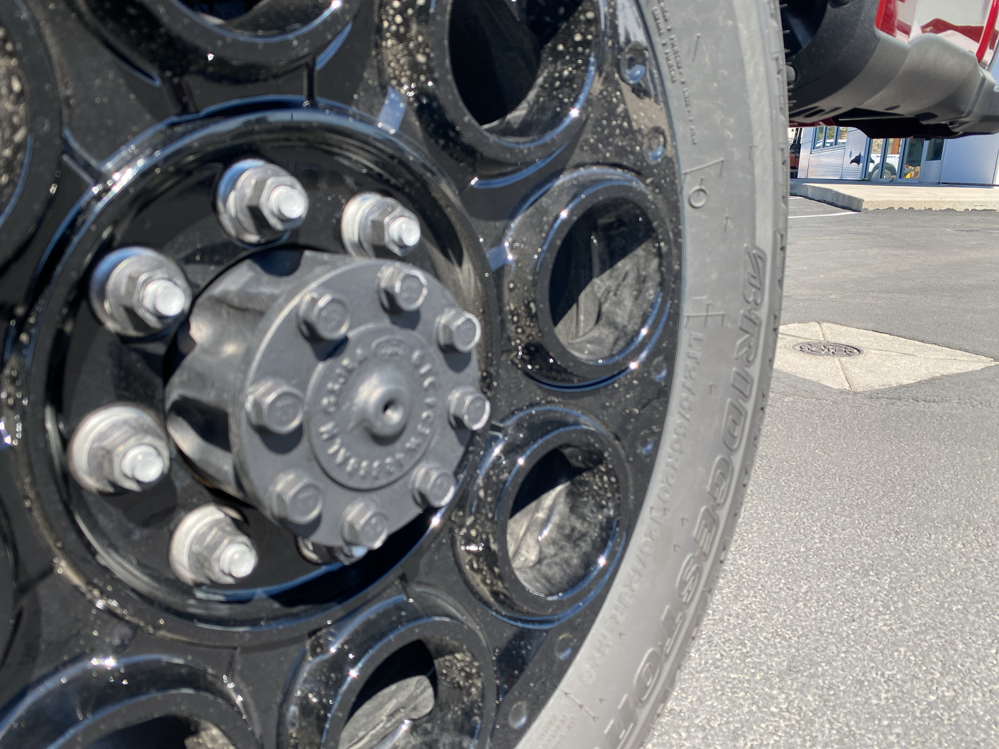 New 2027 Ford Super Duty F-350® Lariat® Truck Crew Cab