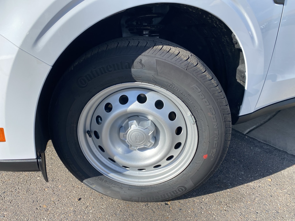 New 2025 Ford Maverick XL Truck SuperCrew