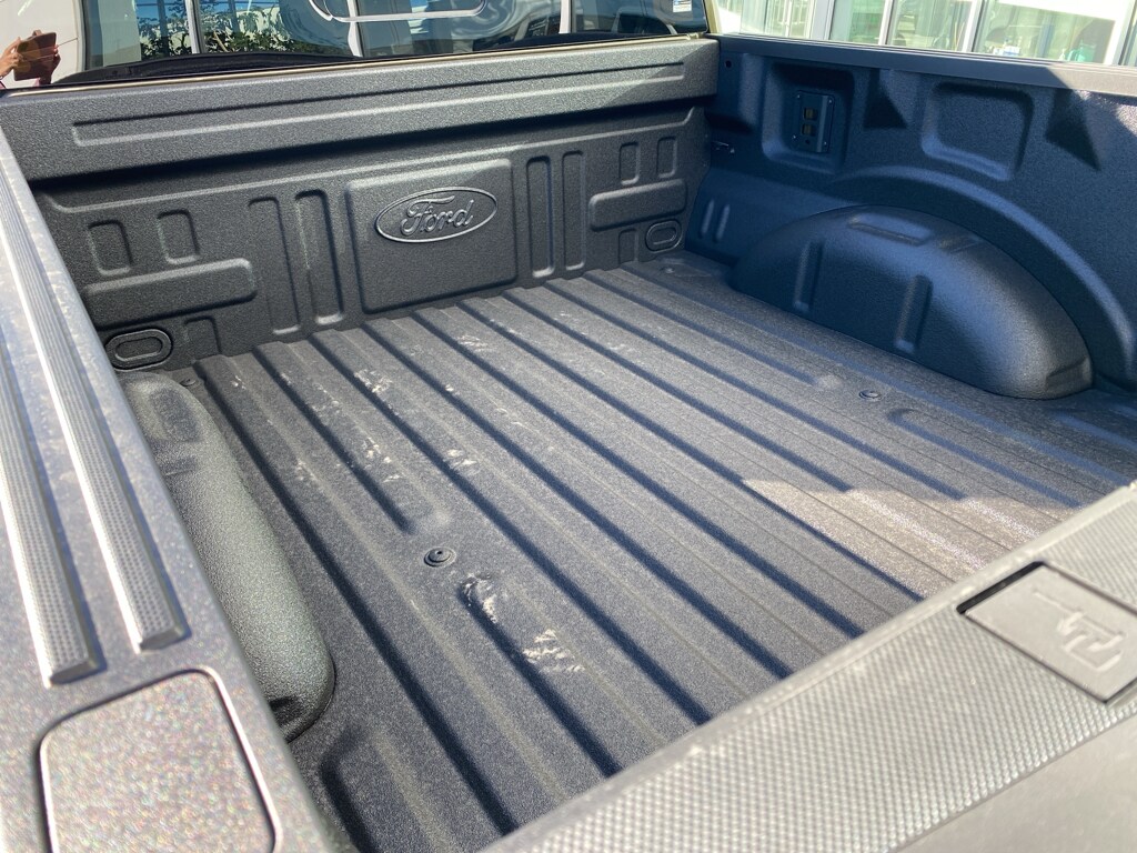 2025 Ford F-150 Raptor photo 4