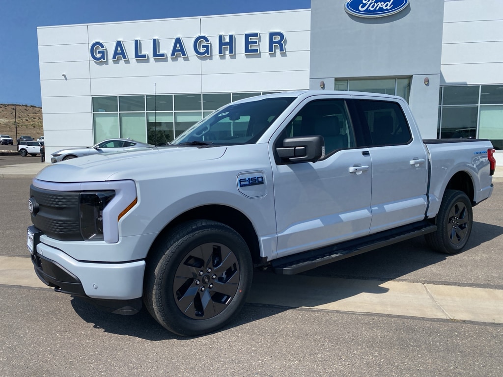 2025 Ford F-150 Lightning Flash - Photo 26