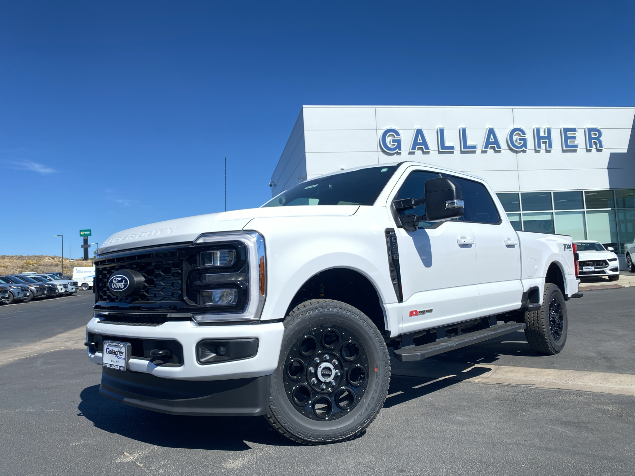 2027 Ford Super Duty F-350&reg; XLT Truck Crew Cab