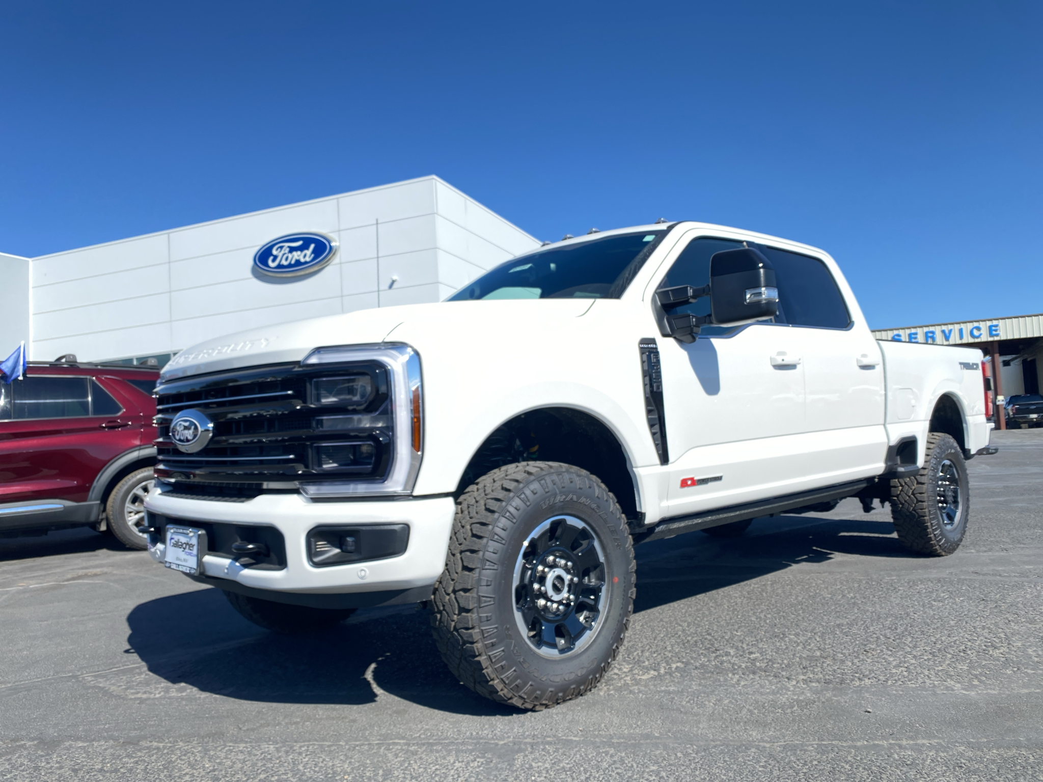 New 2027 Ford Super Duty F-350® Platinum® Truck Crew Cab