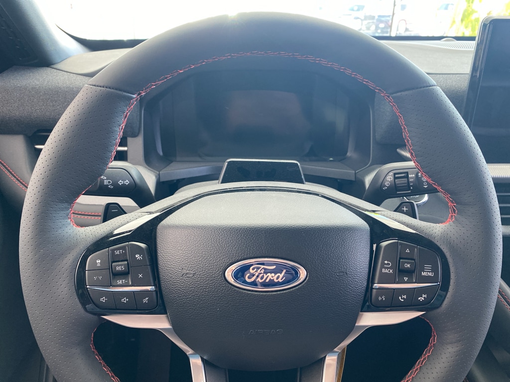 2026 Ford Explorer ST - Photo 7