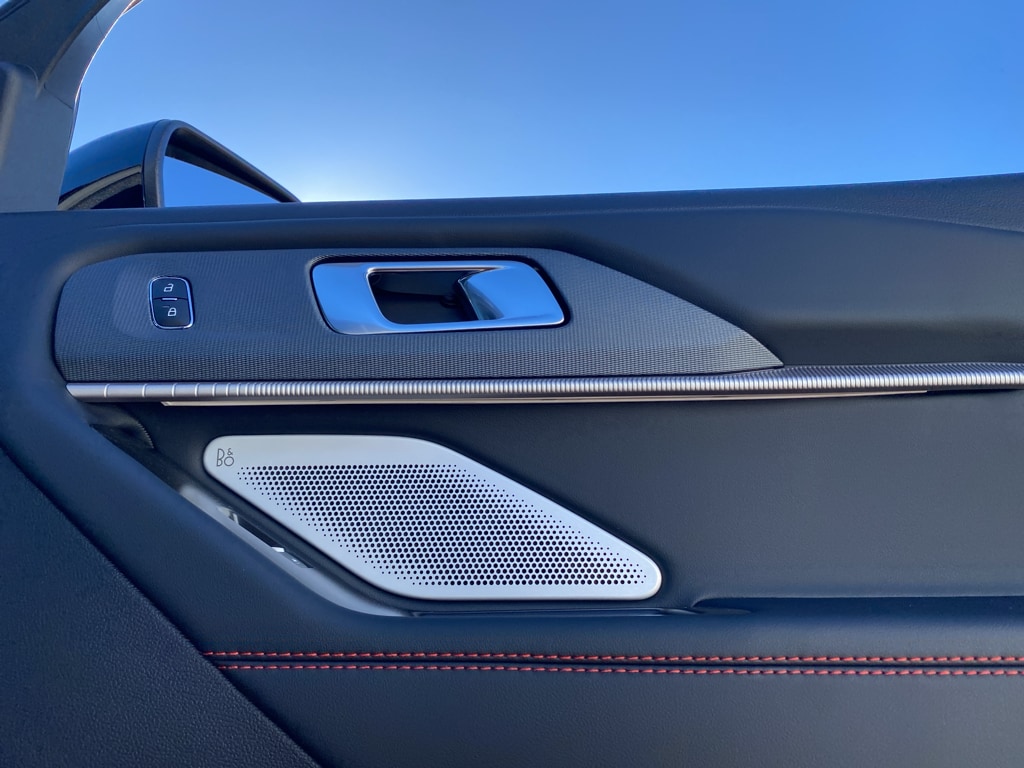 2026 Ford Explorer ST - Photo 15