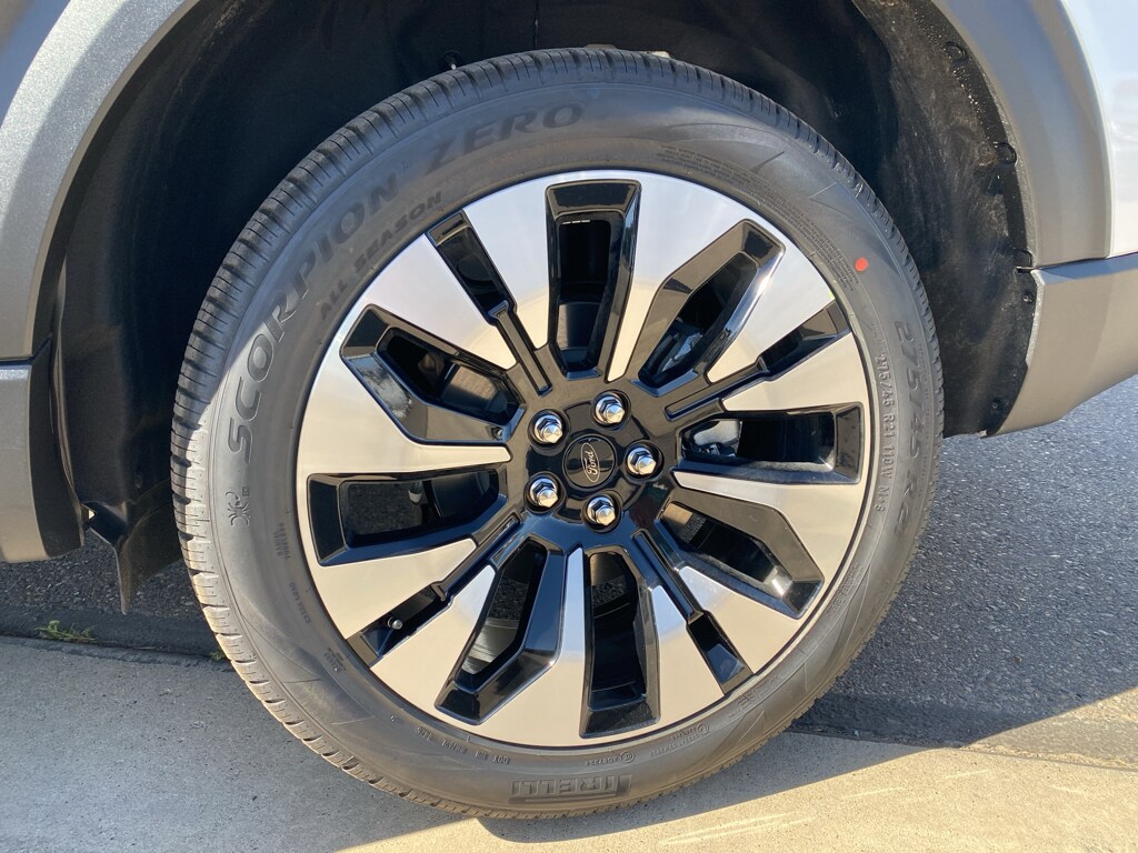 New 2026 Ford Explorer Platinum SUV