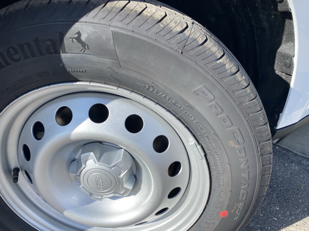 New 2025 Ford Maverick XL Truck SuperCrew