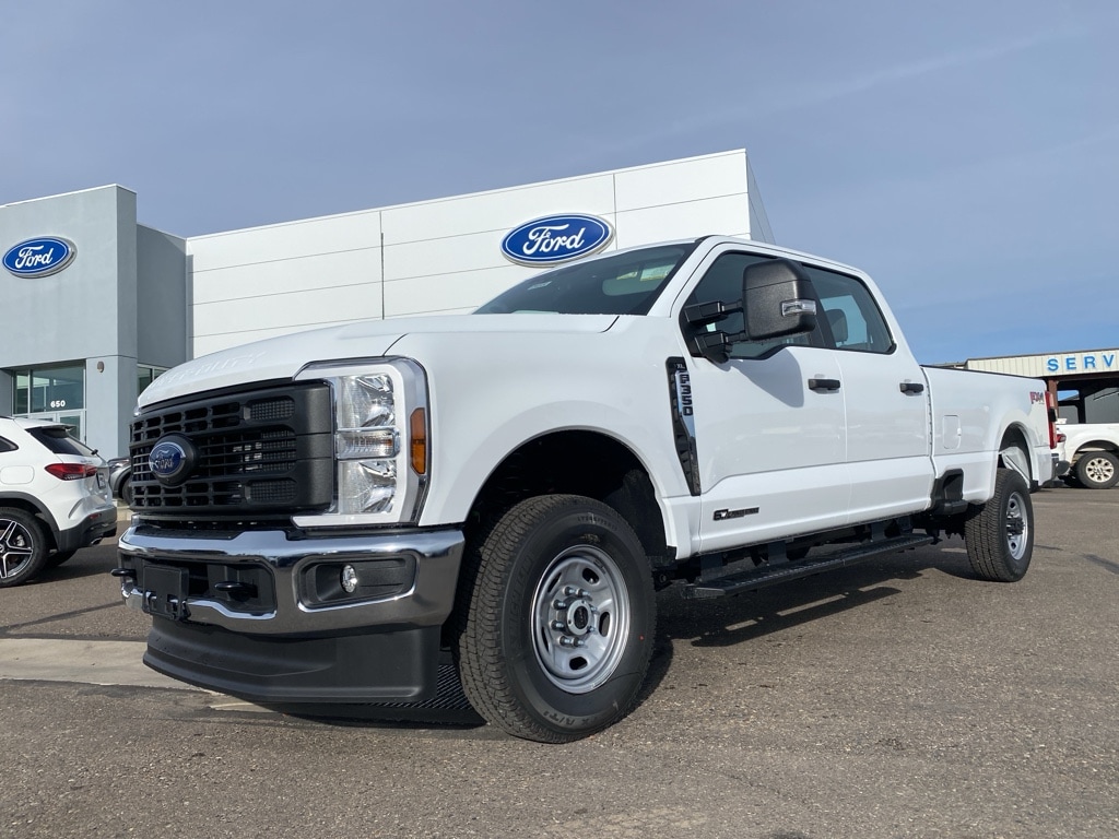 2026 Ford F-350 Super Duty XL's photo