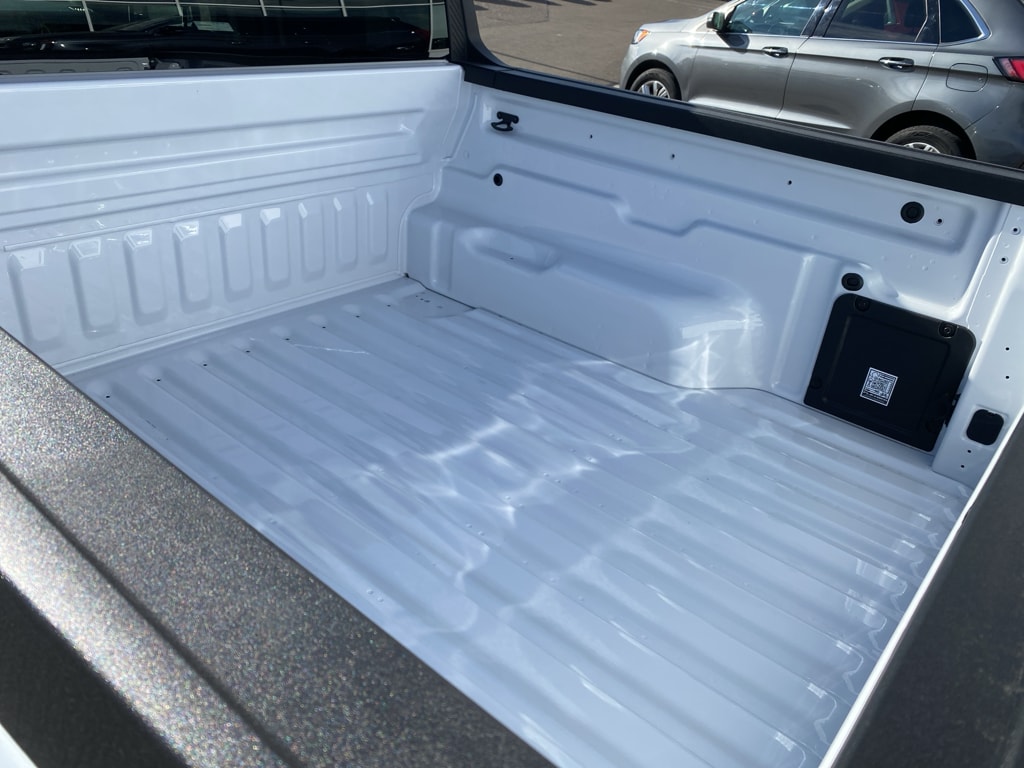 New 2025 Ford Maverick XL Truck SuperCrew