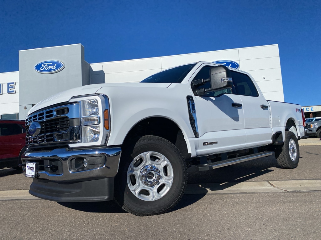 New 2026 Ford Super Duty F-250 XLT Truck Crew Cab