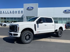 2027 Ford Super Duty F-250&reg; Lariat&reg; Truck Crew Cab