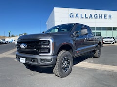 2027 Ford Super Duty F-250&reg; Platinum&reg; Truck Crew Cab