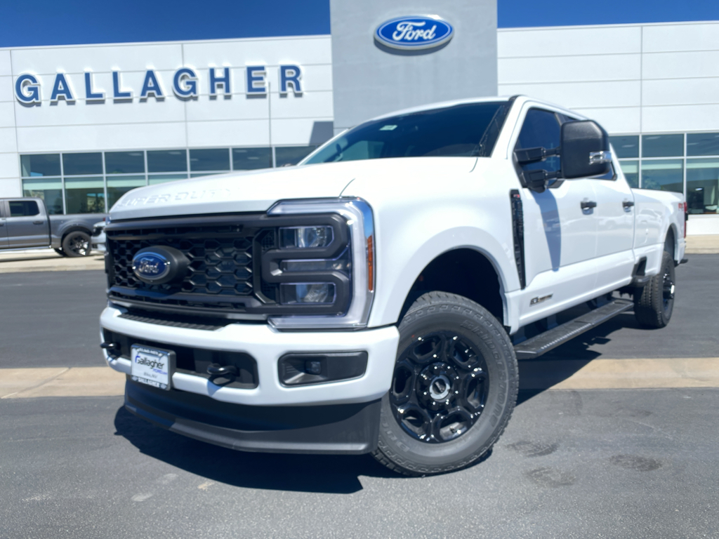 New 2026 Ford Super Duty F-350® XL Truck Crew Cab