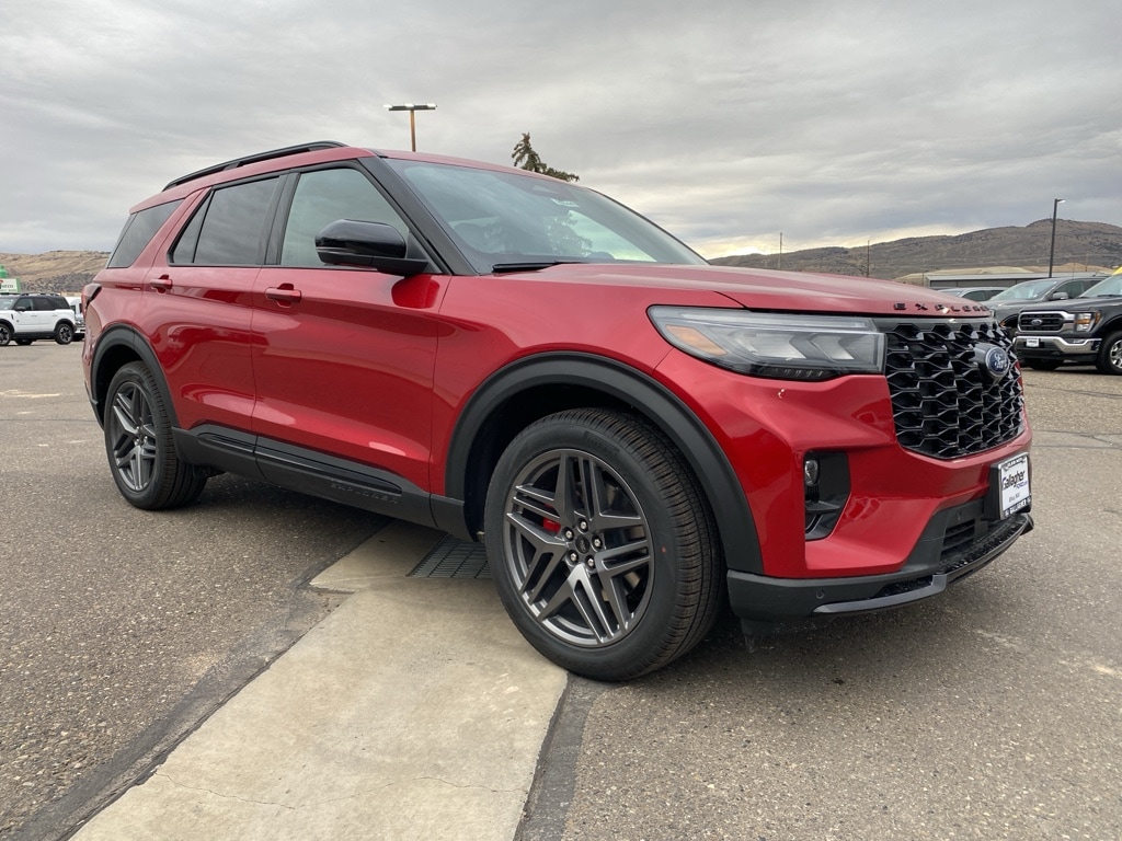 2026 Ford Explorer ST - Photo 17